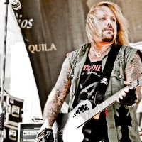 Vince Neil at the San Antonio Rock n Roll Marathon